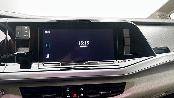 Volkswagen Multivan 9 of 13