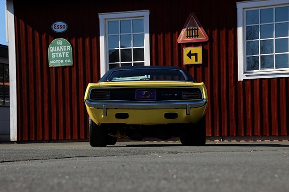 Plymouth Hemi Cuda 7 of 30