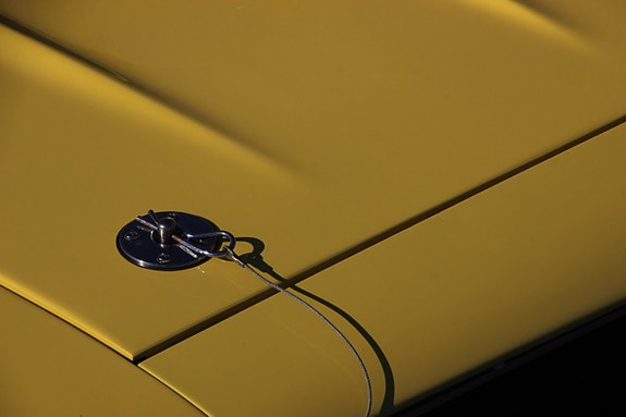 Plymouth Hemi Cuda 26 of 30