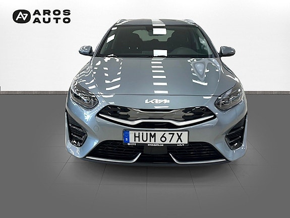 Kia Ceed 2 of 5