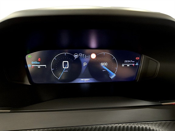 Peugeot 2008 8 of 15