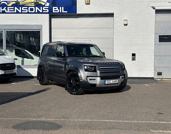 Land Rover Defender 110