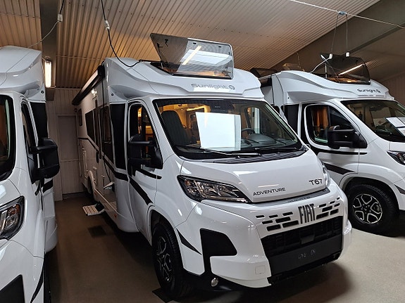 Sunlight T 67 Adventure Långbädd, Automat, Solcell