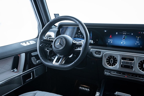 Mercedes-Benz AMG GT 63 18 of 30