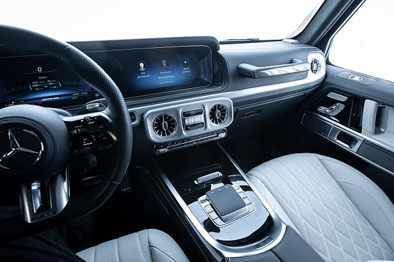 Mercedes-Benz AMG GT 63 23 of 30
