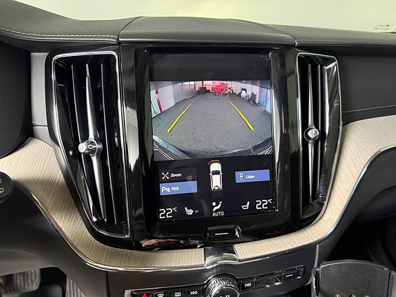 Volvo XC60 18 of 20