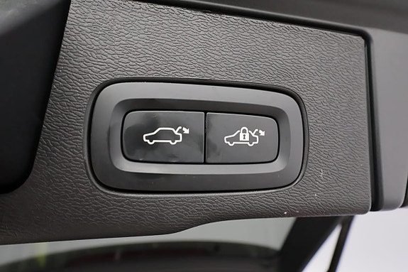 Volvo XC60 24 of 30