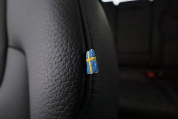 Volvo XC60 30 of 30