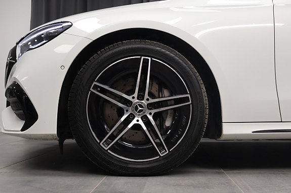 Mercedes-Benz E220 d 5 of 5