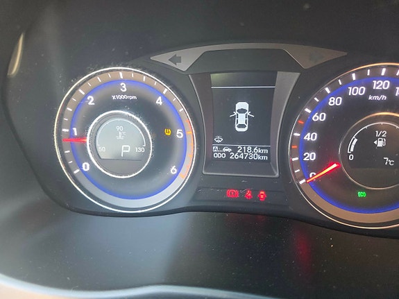 Hyundai i40 10 of 21