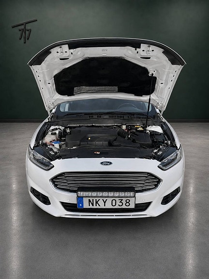 Ford Mondeo 7 of 30