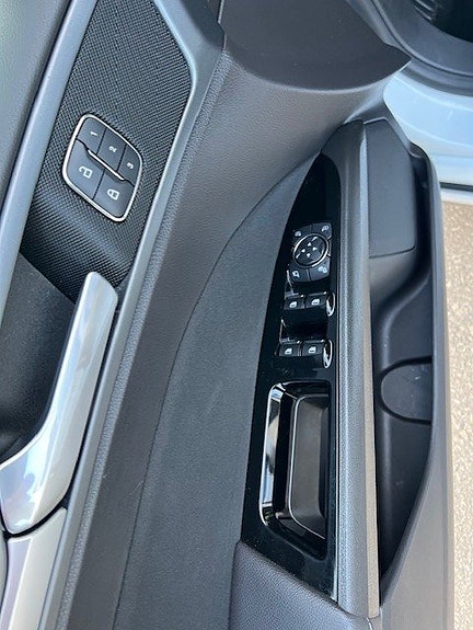 Ford Mondeo 14 of 30