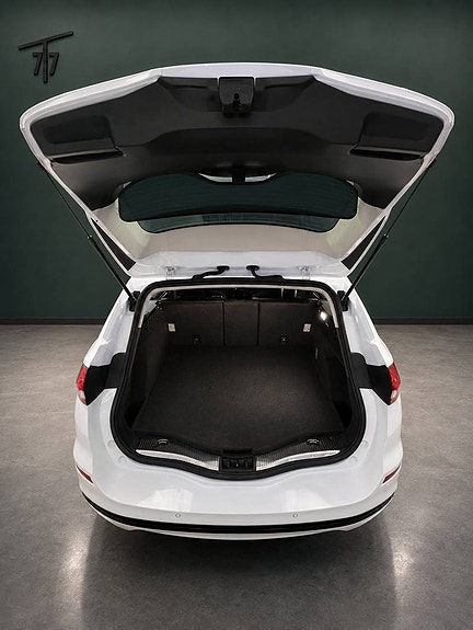 Ford Mondeo 9 of 30