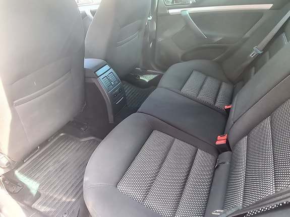 Skoda Octavia Scout 11 of 14