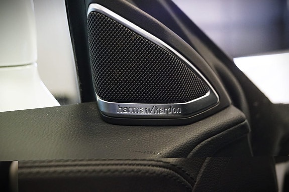 Mercedes-Benz CLS350 11 of 17
