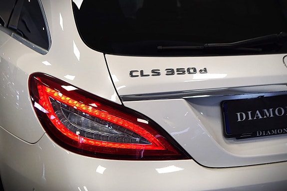 Mercedes-Benz CLS350 4 of 17