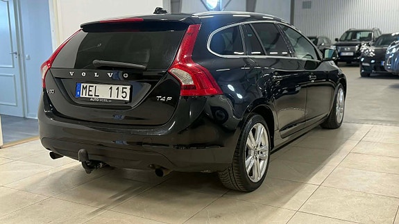 Volvo V60 6 of 15