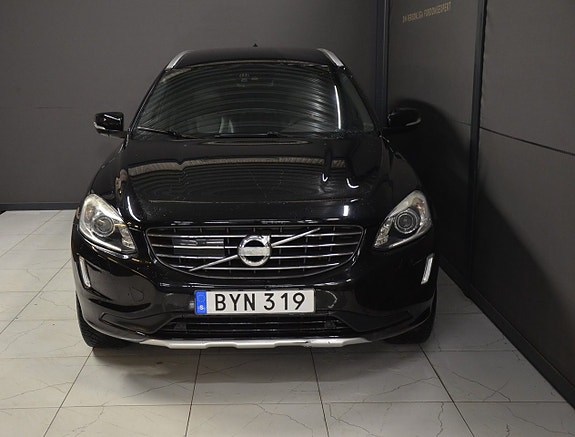 Volvo XC60 4 of 5