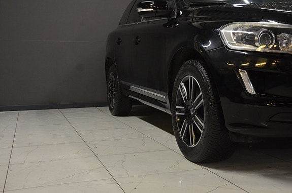 Volvo XC60 6 of 23