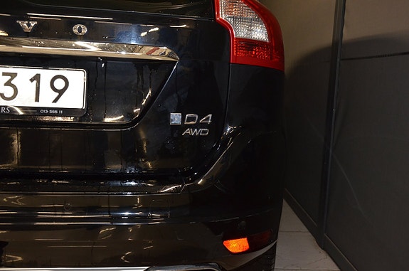 Volvo XC60 9 of 23