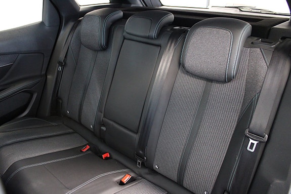 Peugeot 3008 8 of 19