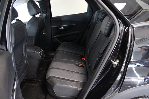 Peugeot 3008 7 of 19