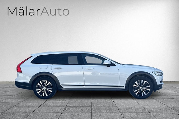 Volvo V90 Cross Country 5 of 5