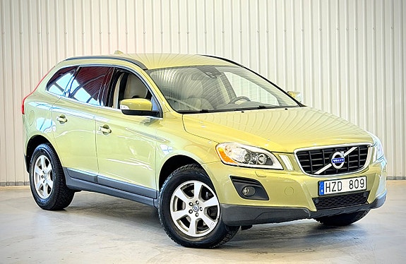 Volvo XC60 3 of 5