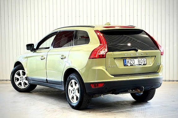 Volvo XC60 4 of 5