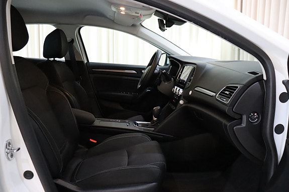 Renault Megane 27 of 27