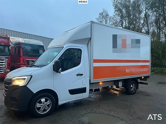 Renault master med bakgavellyft, besiktad (170,000:- ex moms