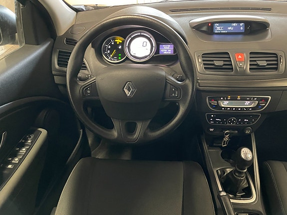 Renault Megane 14 of 19