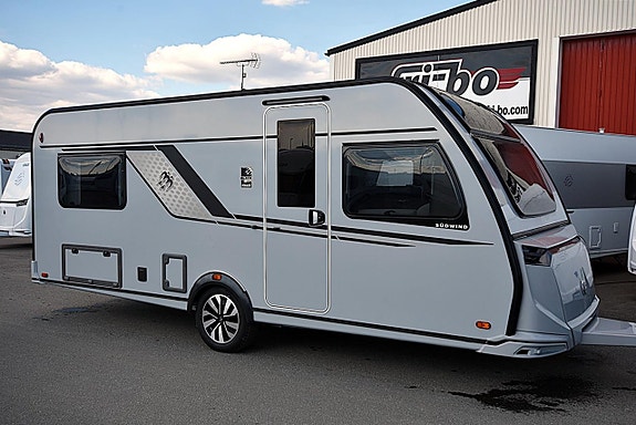 Knaus 540 UE Südwind Black Selection, Långbäddar 2 of 5