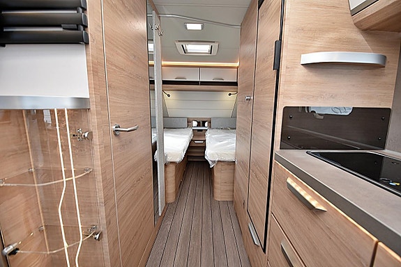 Knaus 540 UE Südwind Black Selection, Långbäddar 12 of 27