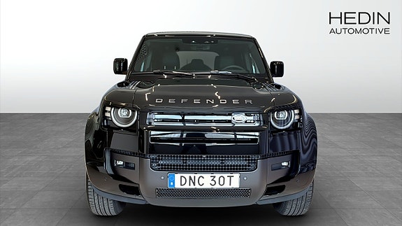 Land Rover Defender 90 8 of 13