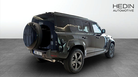 Land Rover Defender 90 2 of 13