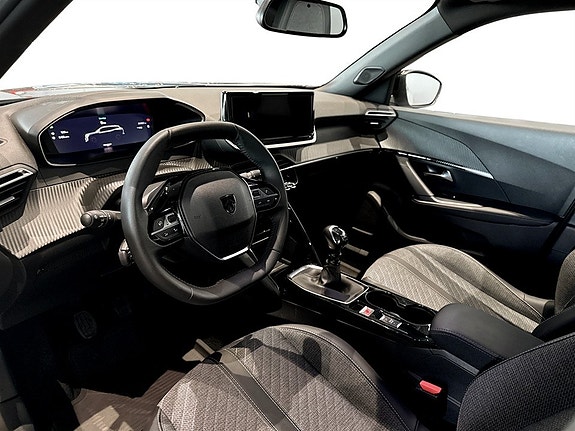 Peugeot 2008 5 of 5