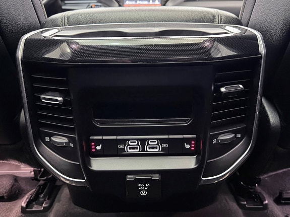 Dodge RAM 1500 22 of 30