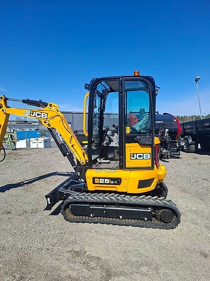 JCB 25 Z-1 2 of 5