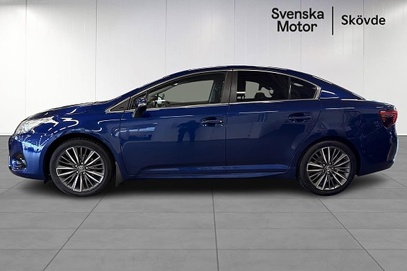 Toyota Avensis 3 of 5