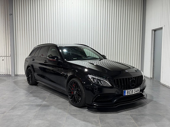 Mercedes-Benz AMG GT Black Series 14 of 28