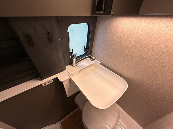 Hymer Grand Canyon S Xperience 15 of 17