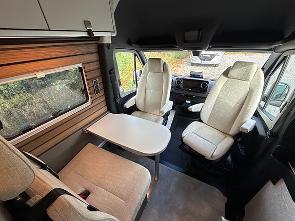 Hymer Grand Canyon S Xperience 3 of 17