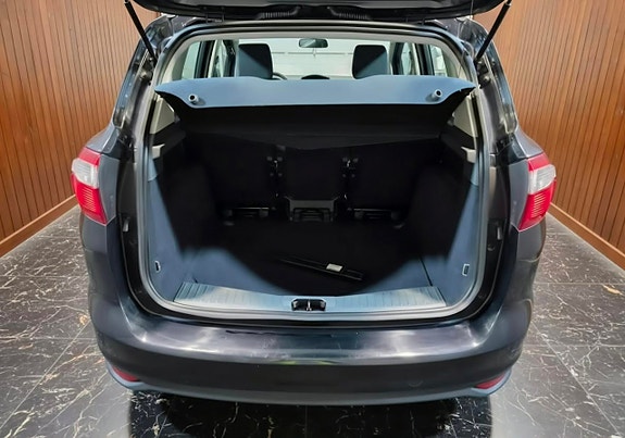 Ford C-Max 5 of 5