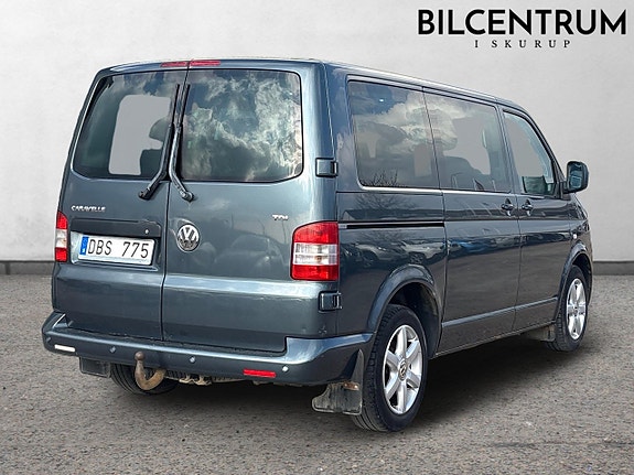Volkswagen Caravelle 2 of 5