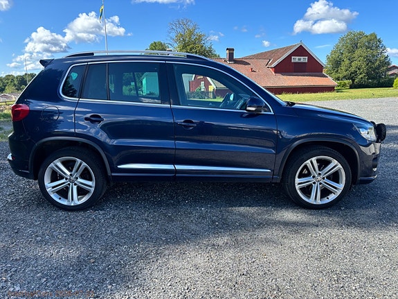 Volkswagen Tiguan 4 of 5