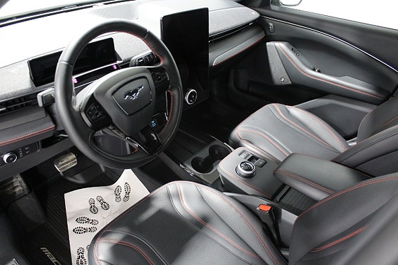 Ford Mustang Mach-E 4 of 5