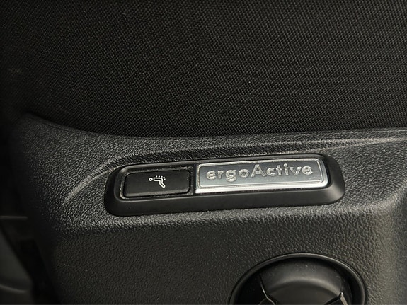 Volkswagen Tiguan 14 of 29