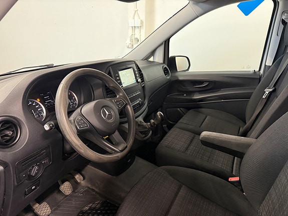 Mercedes-Benz Vito 110 9 of 15