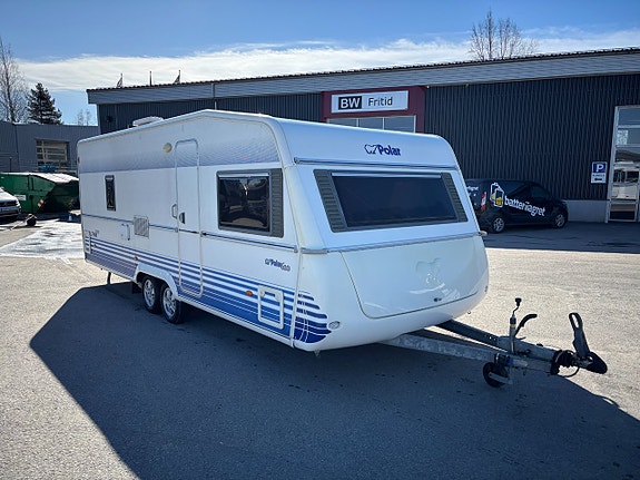 Polar 620 - Dubbelsäng - 5 Sovplatser - Mover - Alde -